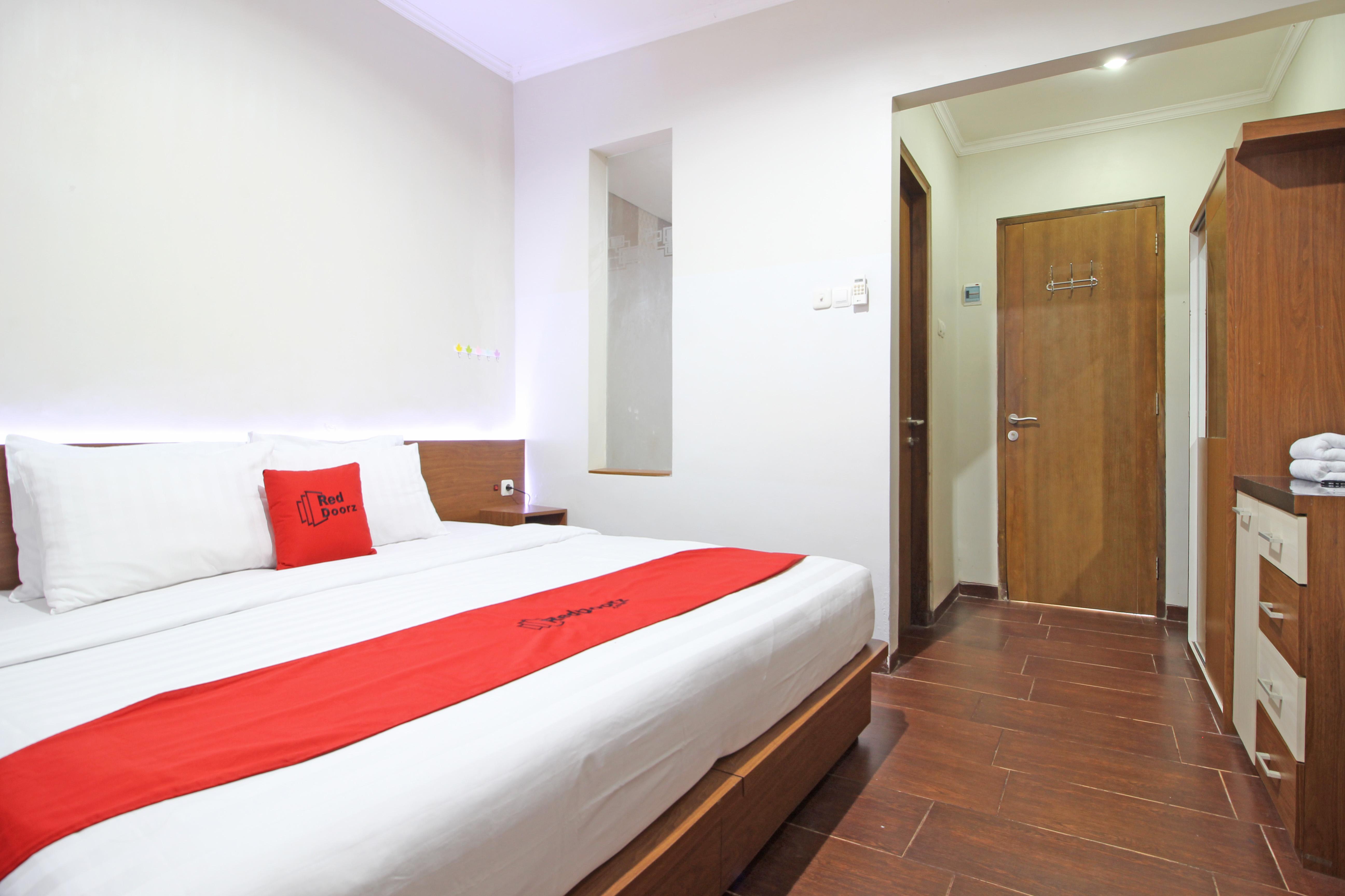 Reddoorz Near Jogja City Mall Melati Экстерьер фото