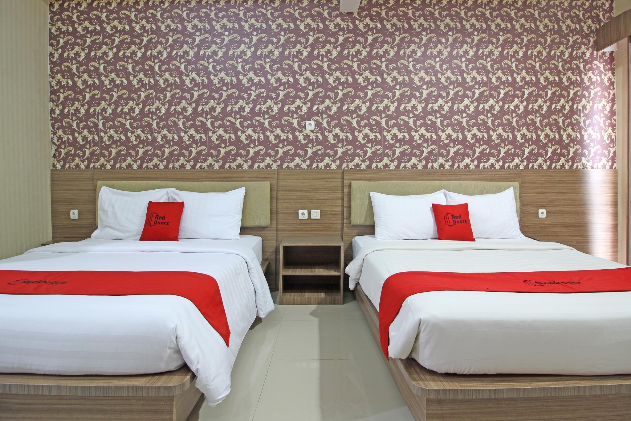 Reddoorz Near Jogja City Mall Melati Экстерьер фото